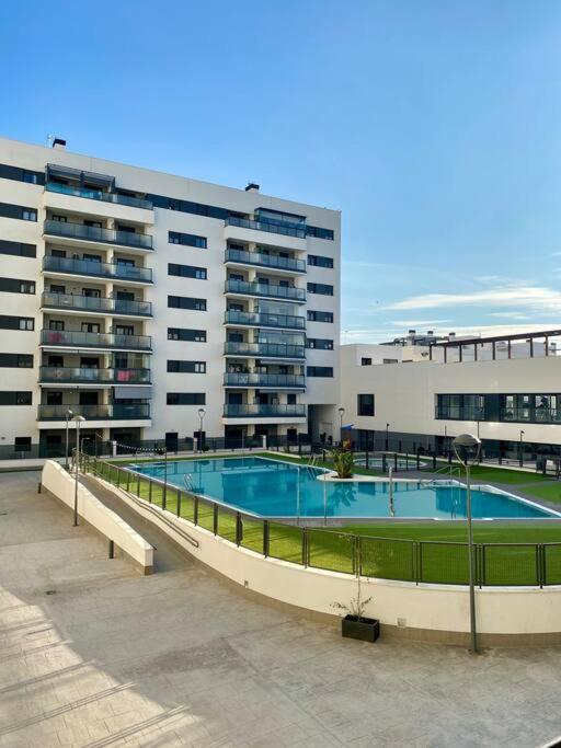 Nuevo Moderno Apartamento De Lujo Seville Luaran gambar